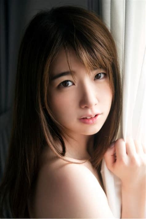 花狩 まい — The Movie Database (TMDB).